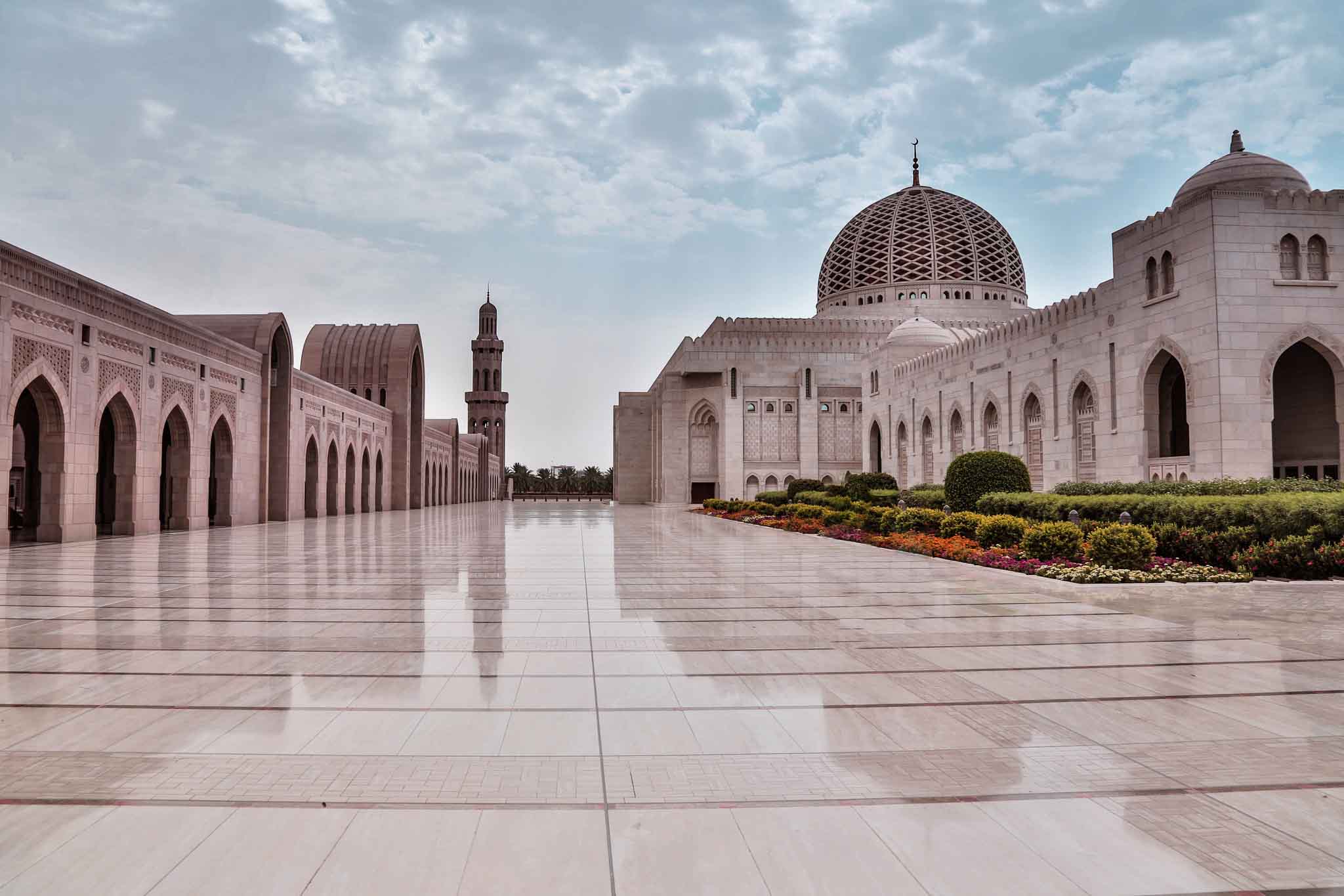 Strongest distribution network